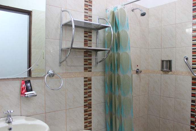 Imagen de la habitación del Hotel Emperador Terraza. Foto 8