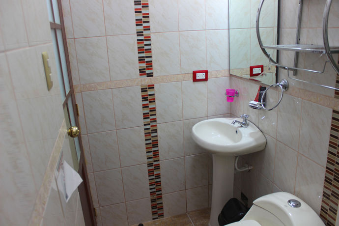 Imagen de la habitación del Hotel Emperador Terraza. Foto 9