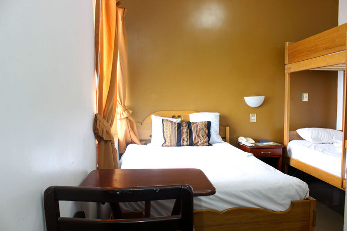 Imagen de los interiores del Hotel Emperador Terraza. Foto 16