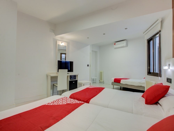 Imagen de la habitación del Hotel Emperatriz I. Foto 6