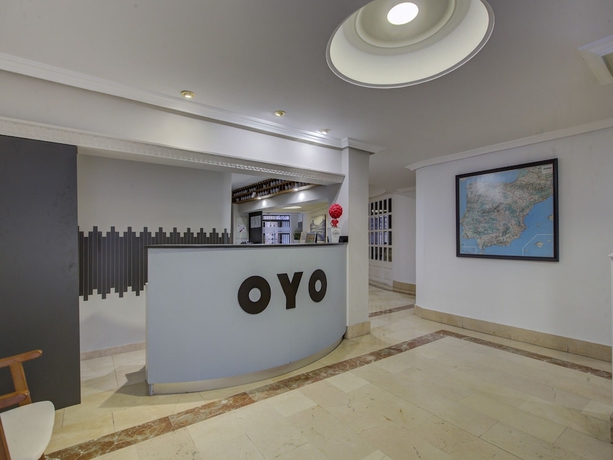 Imagen de los interiores del Hotel Emperatriz I. Foto 15