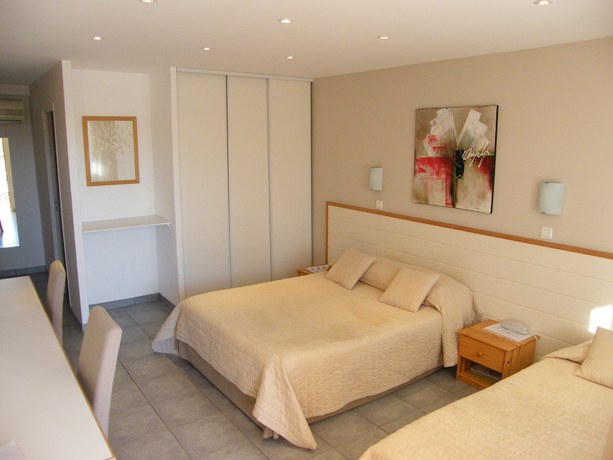 Imagen de la habitación del Hotel Empereur. Foto 15