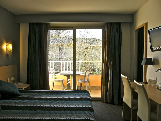 Imagen de la habitación del Hotel Empereur. Foto 19