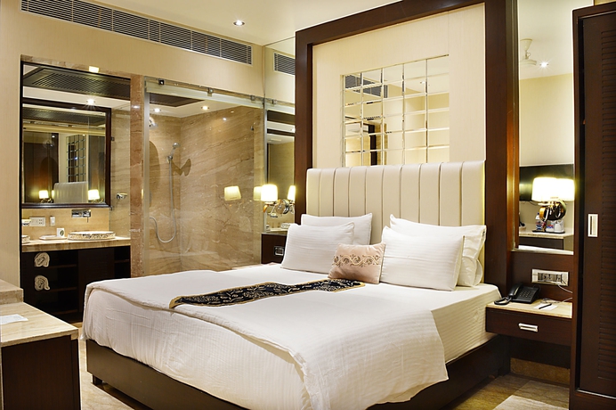 Imagen de la habitación del Hotel Emperor Palms At Karol Bagh. Foto 9