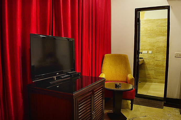 Imagen de la habitación del Hotel Emperor Palms At Karol Bagh. Foto 12