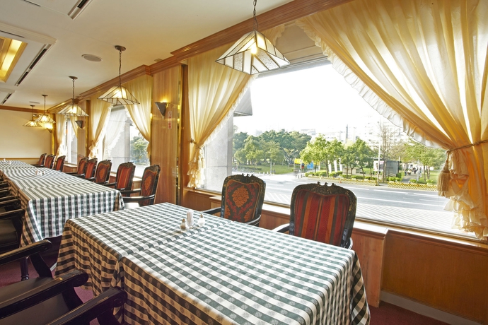 Imagen del bar/restaurante del Hotel Emperor, Taipei. Foto 2