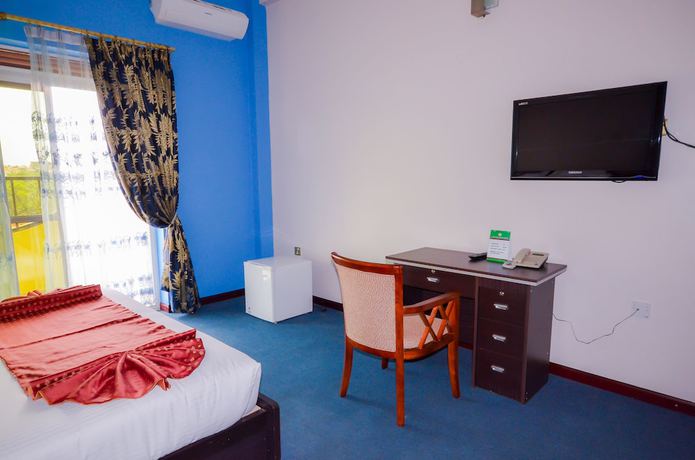 Imagen de la habitación del Hotel Emperors. Foto 8