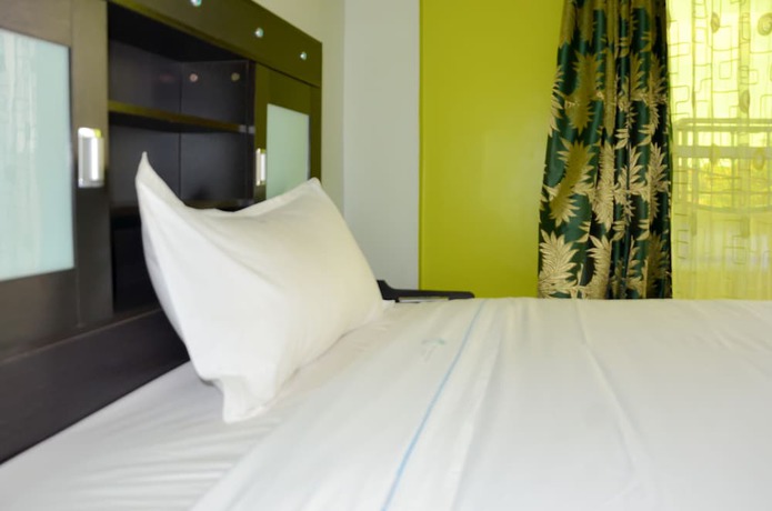 Imagen de la habitación del Hotel Emperors. Foto 9