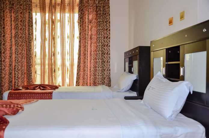 Imagen de la habitación del Hotel Emperors. Foto 18