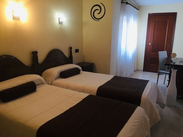 Imagen de la habitación del Hotel Empertatriz Ii. Foto 8