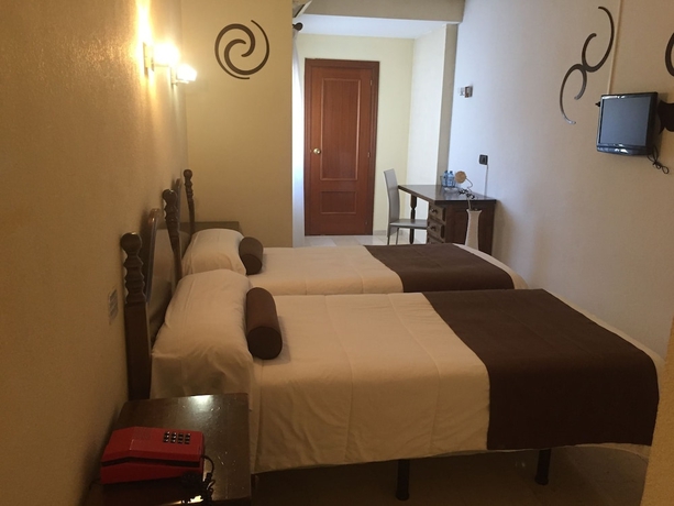 Imagen de la habitación del Hotel Empertatriz Ii. Foto 9
