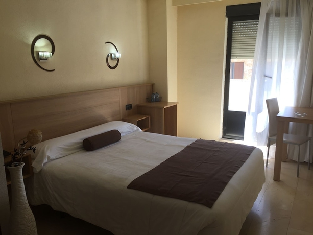 Imagen de la habitación del Hotel Empertatriz Ii. Foto 10