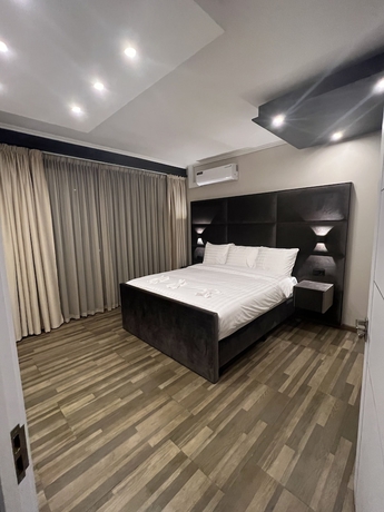 Imagen de la habitación del Hotel Empire 1 Celinastraat Paramaribo. Foto 10