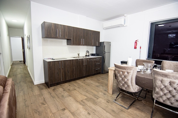 Imagen de la habitación del Hotel Empire 1 Celinastraat Paramaribo. Foto 14