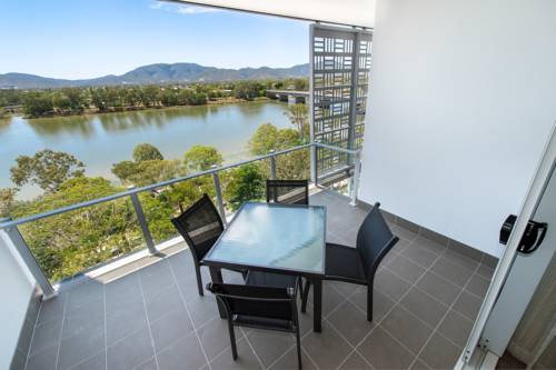 Imagen de la habitación del Hotel Empire Apartment. Foto 6