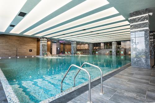 Imagen general del Hotel Empire Balneo and Spa. Foto 10