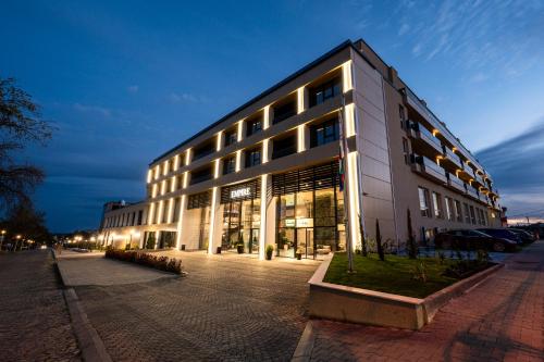 Imagen general del Hotel Empire Balneo and Spa. Foto 14