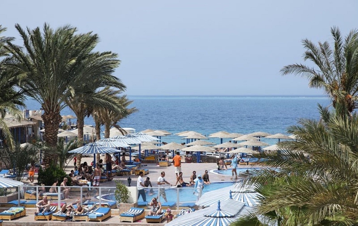 Imagen de los exteriores del Hotel Empire Beach Aqua Park. Foto 4