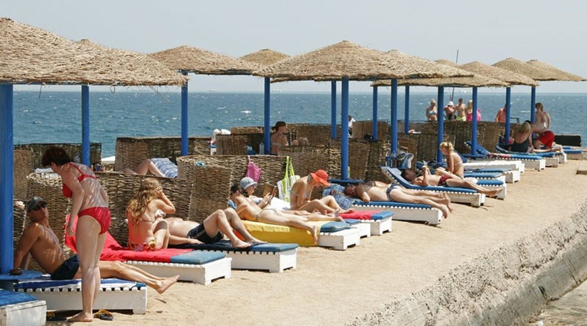 Imagen de los exteriores del Hotel Empire Beach Aqua Park. Foto 6