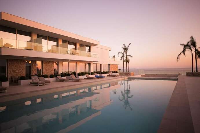 Imagen general del Hotel Empire Beach Resort. Foto 1