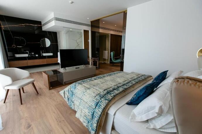 Imagen general del Hotel Empire Beach Resort. Foto 3