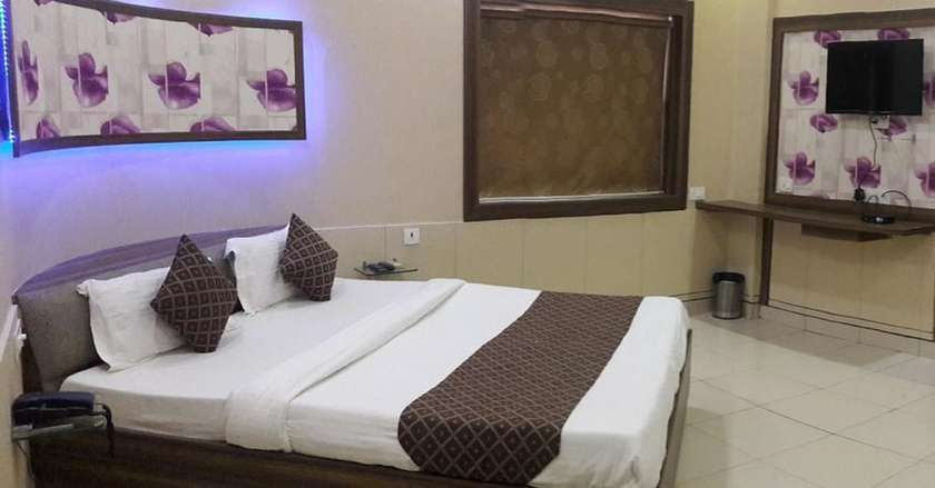 Imagen de la habitación del Hotel Empire Gandhidham. Foto 8