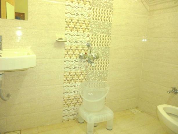 Imagen de la habitación del Hotel Empire Gandhidham. Foto 10