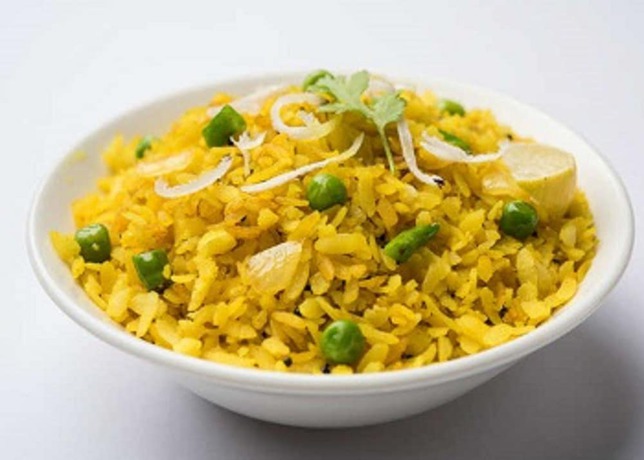 Imagen del bar/restaurante del Hotel Empire Gandhidham. Foto 5