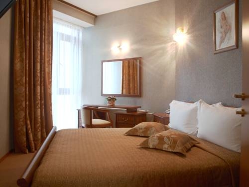 Imagen de la habitación del Hotel Empire Hotel. Foto 4