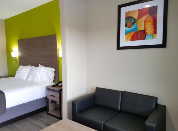 Imagen de la habitación del Hotel Empire Inn Cypress. Foto 7