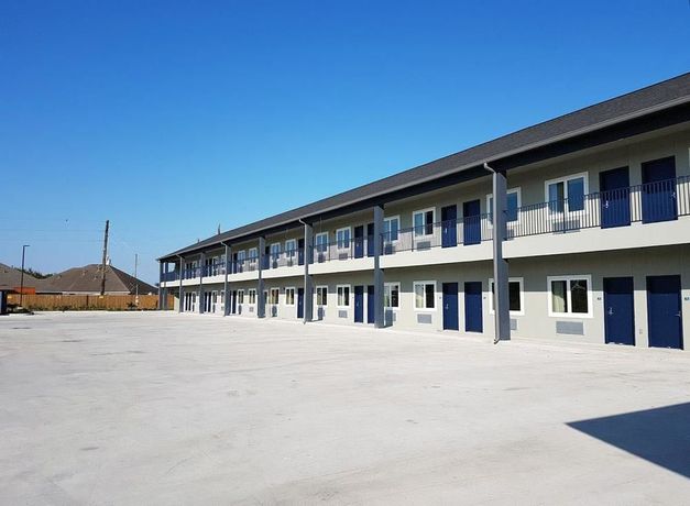 Imagen de los interiores del Hotel Empire Inn Cypress. Foto 14