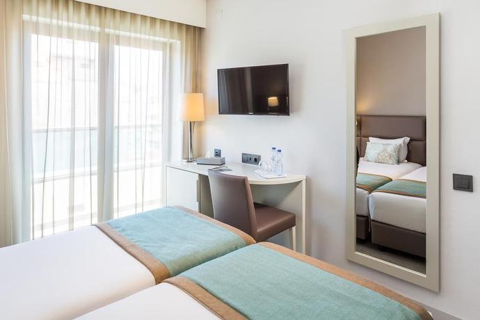 Imagen de la habitación del Hotel Empire Lisbon. Foto 13