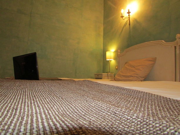 Imagen de la habitación del Hotel Empire, Nimes. Foto 4