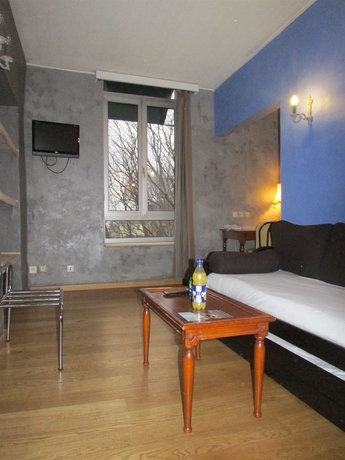 Imagen de la habitación del Hotel Empire, Nimes. Foto 9