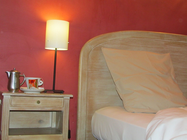 Imagen de la habitación del Hotel Empire, Nimes. Foto 13