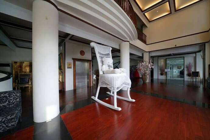 Imagen general del Hotel Empire Pacific Castle. Foto 4