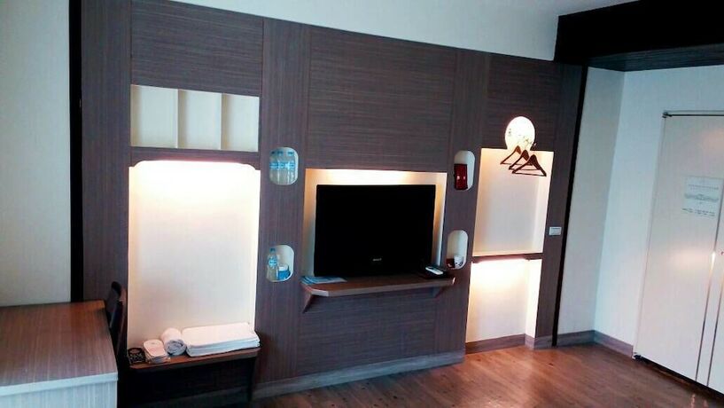 Imagen de la habitación del Hotel Empire Pacific Castle. Foto 18