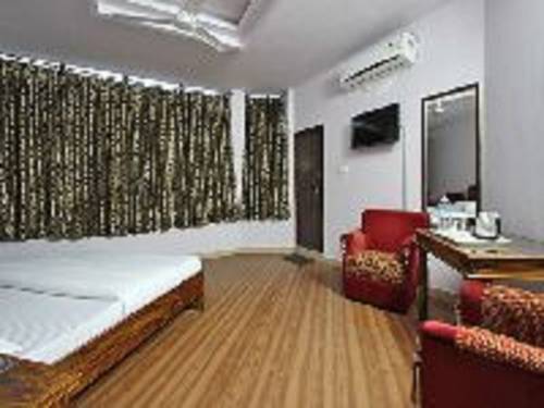 Imagen de la habitación del Hotel Empire Palace. Foto 5