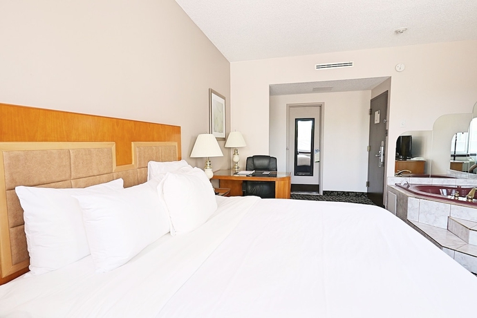 Imagen de la habitación del Hotel Empire Suites. Foto 7