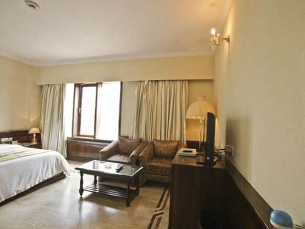Imagen de la habitación del Hotel Empires Bhubaneswar. Foto 23