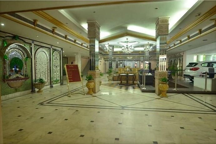 Imagen de los interiores del Hotel Empires Bhubaneswar. Foto 31