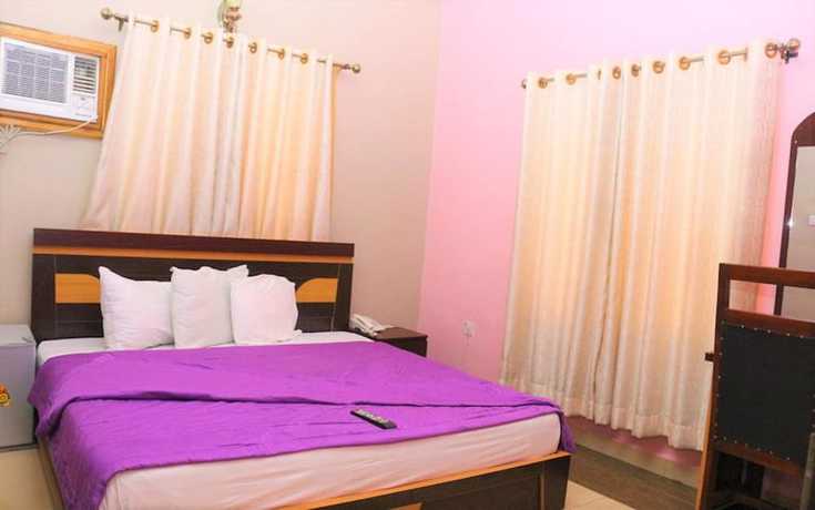 Imagen de la habitación del Hotel Empires. Foto 3