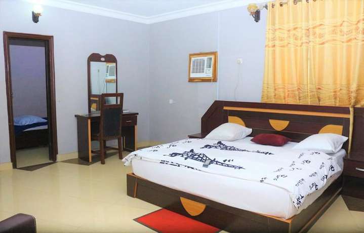 Imagen de la habitación del Hotel Empires. Foto 7