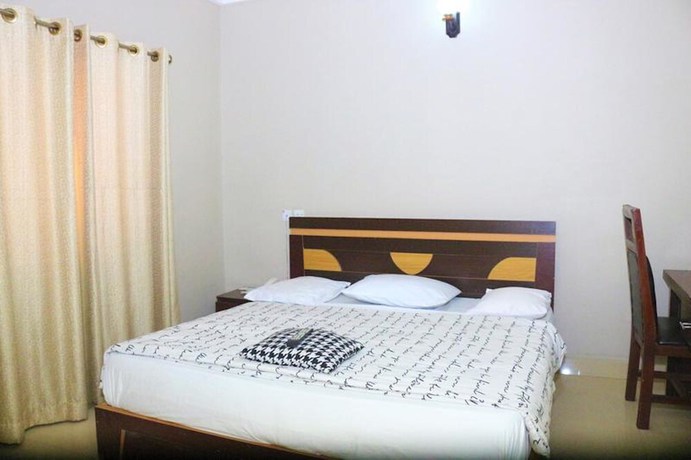 Imagen de la habitación del Hotel Empires. Foto 13