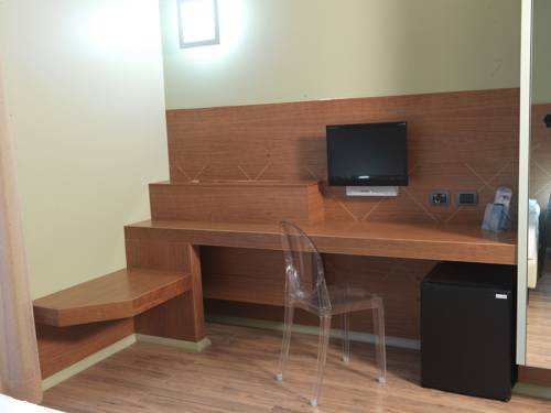 Imagen de la habitación del Hotel Empoli. Foto 4