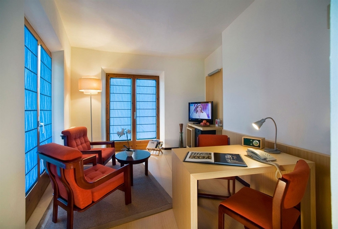 Imagen de los interiores del Hotel Empord&agrave;, Figueres. Foto 15