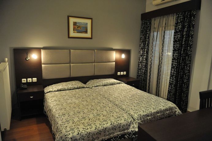 Imagen de la habitación del Hotel Emporiko. Foto 4