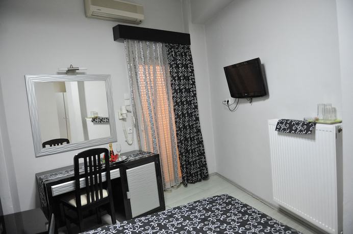 Imagen de la habitación del Hotel Emporiko. Foto 5