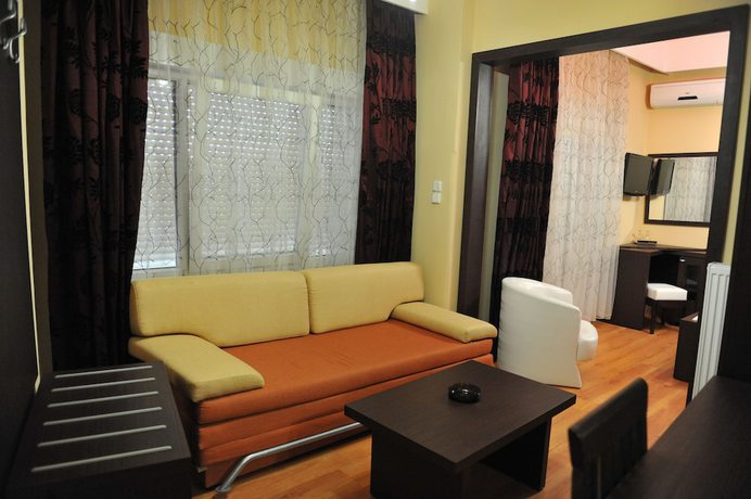 Imagen de la habitación del Hotel Emporiko. Foto 19