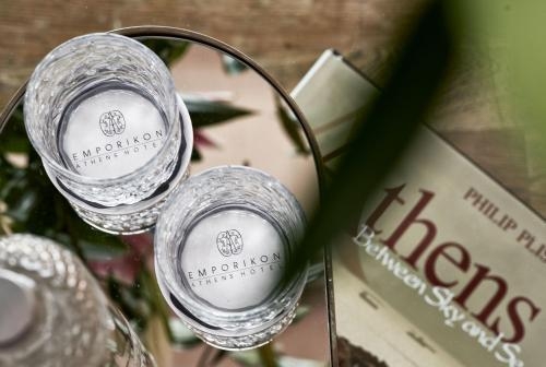 Imagen de la habitación del Hotel Emporikon Athens. Foto 7